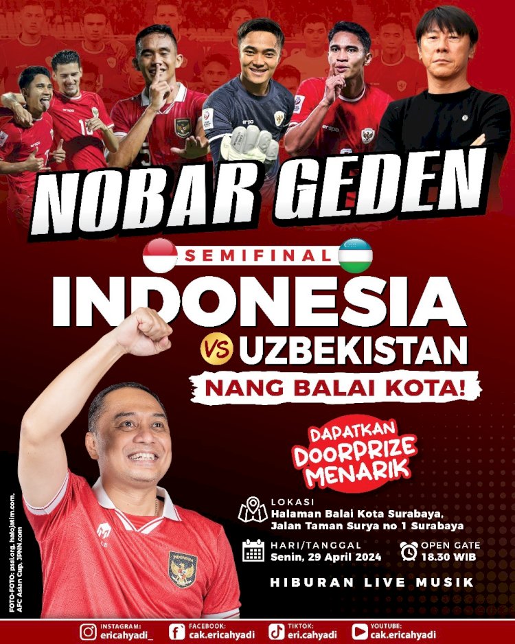 Teks foto: Nobar Indonesia Lawan Uzbekistan di Balai Kota Surabaya/ist