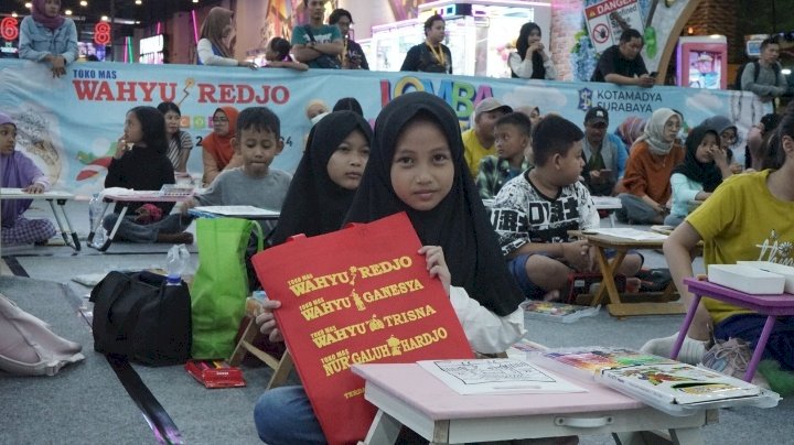 Lomba mewarnai shopping bag