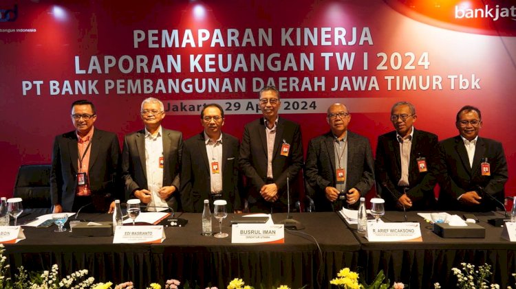 Jajaran Direksi Bank Jatim di Jakarta/Ist