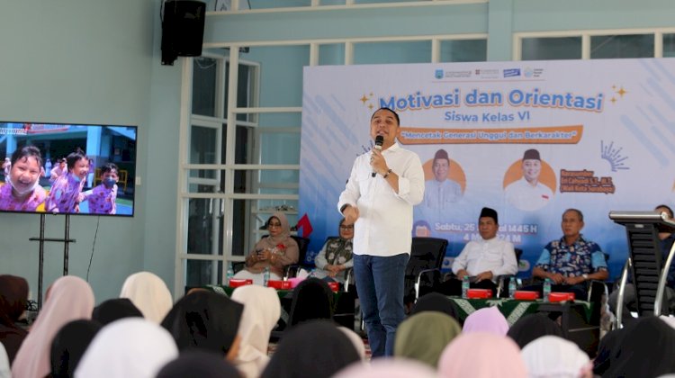Wali Kota Eri jadi motivayor di SD Muhammadiyah 4 Pucang Surabaya/ist