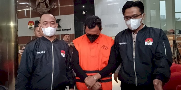 Bupati Sidoarjo, Ahmad Muhdlor Ali alias Gus Muhdlor saat digiring ke Rutan KPK, Jakarta, Selasa (7/5)/RMOL