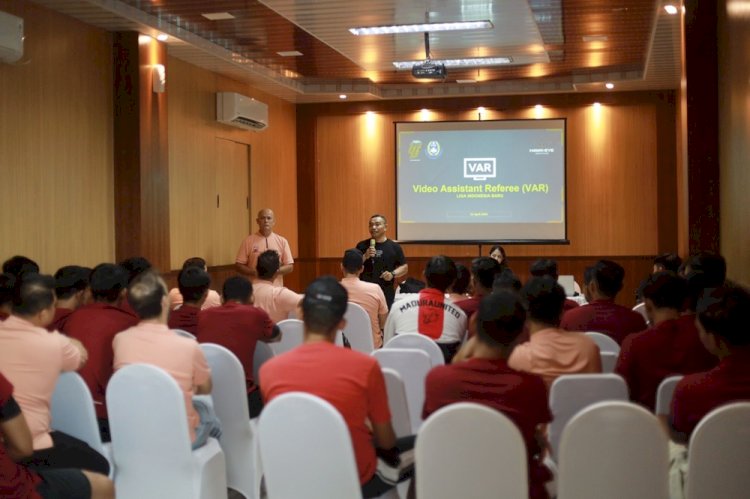 Sosialisasi penggunaan VAR/Ligaindonesiabaru.com