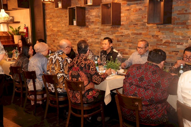 Menteri ATR/BPN Agus Harimurti Yudhoyono saat jamuan makan dengan para diplomat senior di New York/Ist