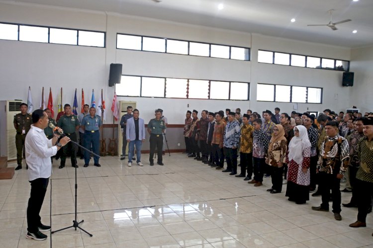 Wali Kota Eri Cahyadi menghadiri pelantikan anggota PPK di KPU Surabaya/RMOLJatim