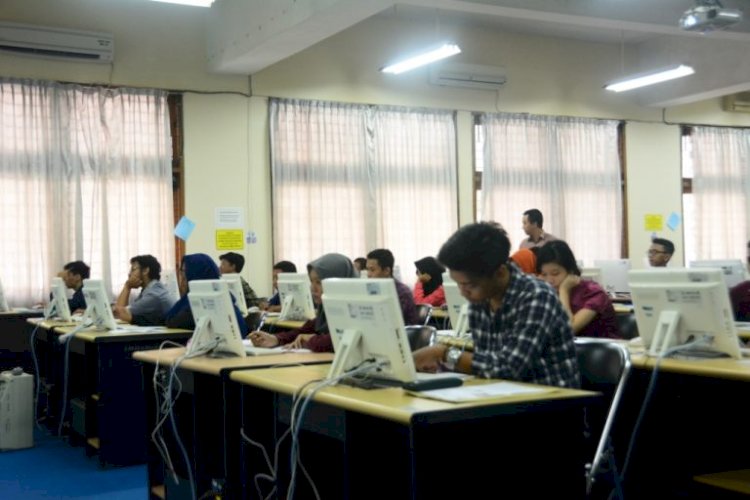 Suasana UTBK di Panlok 50 Surabaya/Ist 