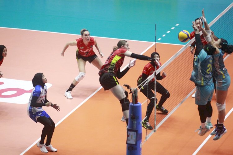 Jakarta Livin Mandiri Vs Bandung BJB/RMOLJatim