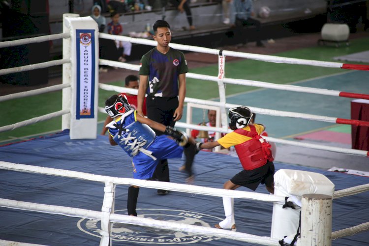 Teks foto: Kejurda Tarung Bebas Piala Wali Kota Surabaya/ist