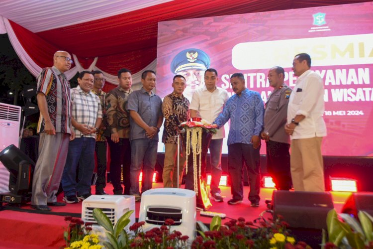Teks foto: Wali Kota Eri Resmikan Dua Fasilitas Baru/RMOLJatim