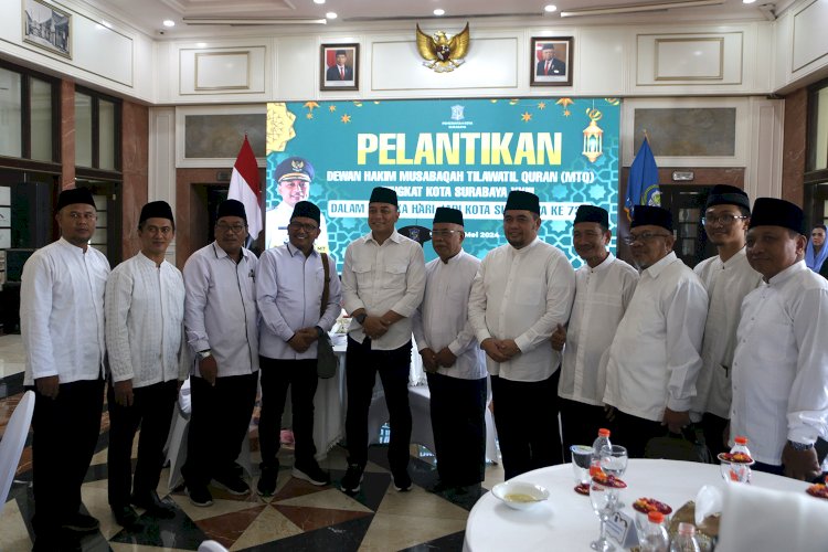 Teks foto; Wali Kota Eri bersama Dewan MTQ Surabaya/RMOLJatim