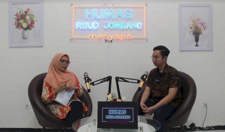 dr Aditya saat memaparkan pencegahan dini/rmoljatim