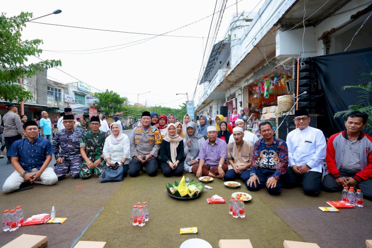 Bupati Ipuk didampingi forkopimda plus bikin syukuran revitalisasi Pasar Banyuwangi/Humas Pemkab Bwi