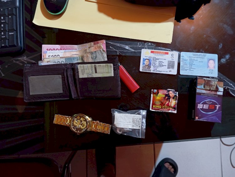 Barang-barang milik korban ditemukan di lokasi kejadian