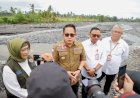 Tepati Janji pada Warga Lumajang, Pj Gubernur Jatim Resmikan Tanggul Sungai Mujur dan Jembatan Kloposawit