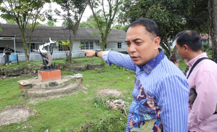 Wali Kota Eri Cahyadi meminta Tugu Surabaya di Kota Balikpapan dipugar/ist