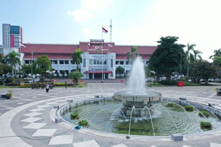Teks foto: Balai Kota Surabaya/ist