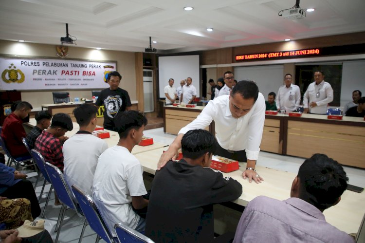 Wali Kota Eri memaafkan 11 anak pengerusakan fasilitas milik Pemkot Surabaya/RMOLJatim