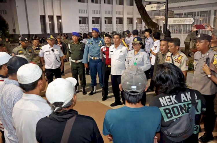Dishub Surabaya menertibkan 7 Jukir Liar di Kawasan Kota Tua Zona Eropa