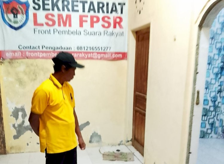 Kantor LSM FPSR usai diteror/Ist