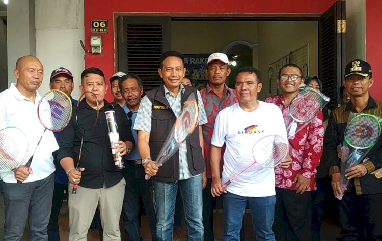 Pj Wali Kota Malang Wahyu Hidayat saat meninjau Kampung Raket di Kecamatan Sukun/RMOLJatim