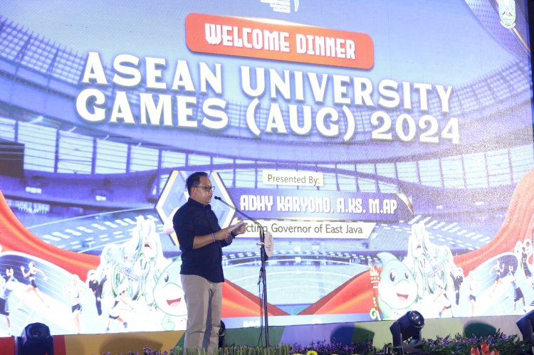 Pj Gubernur Adhy memberi sambutan di acara welcome dinner yang dihadiri perwakilan dari 11 negara Asia Tenggara (ASEAN)/Ist 