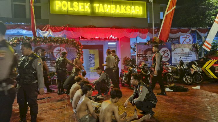 Para pelaku yang diamankan 