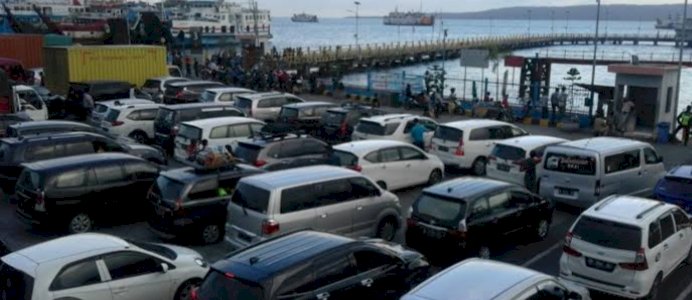 Macet di Pelabuhan Merak saat lebaran/ net