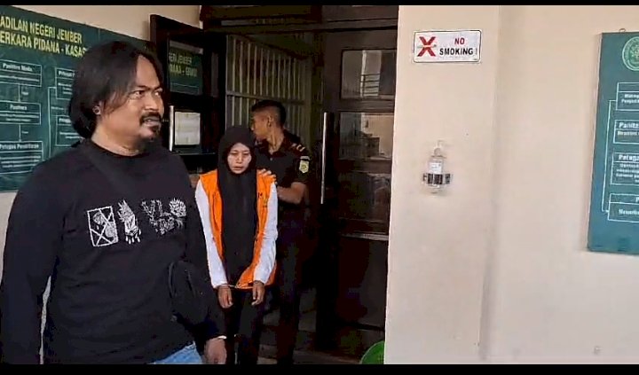 SN saat akan memasuki ruang sidang Pengadilan Negeri Jember/Ist