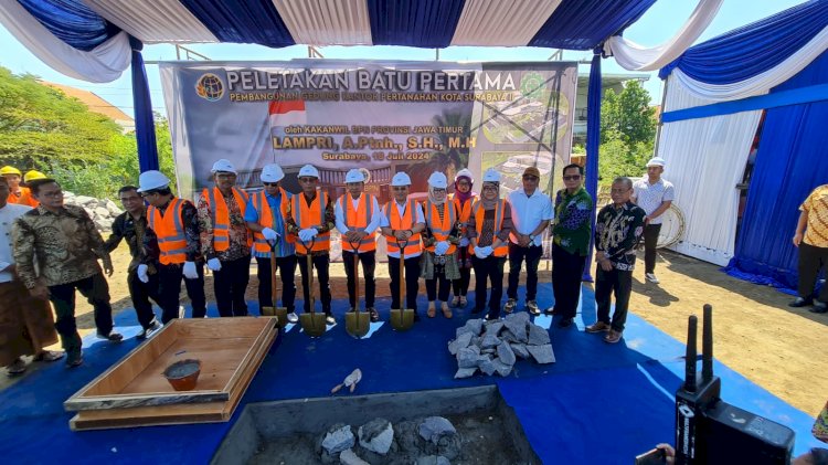 Peletakan batu pertama kantor BPN 