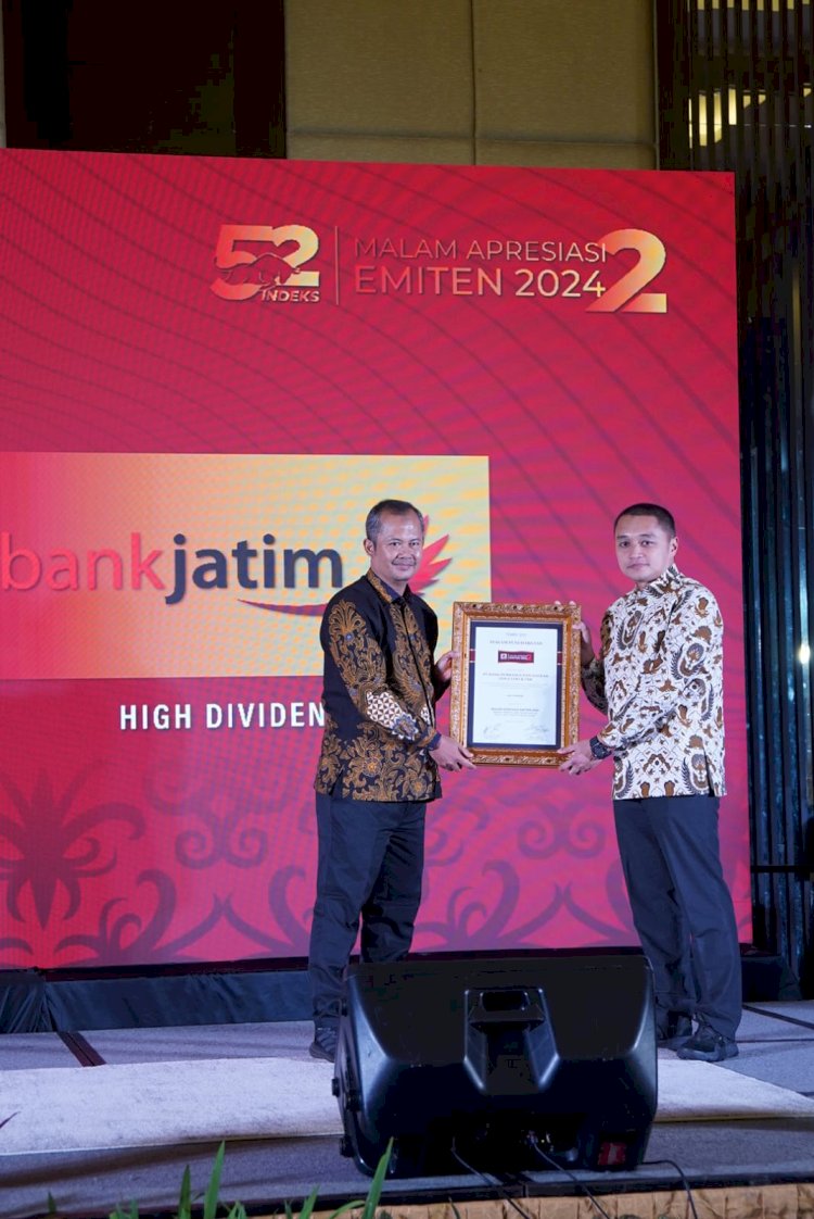 Bank Jatim Konsisten Bagikan Dividen, BJTM Sabet Penghargaan High Dividen dari Indeks52