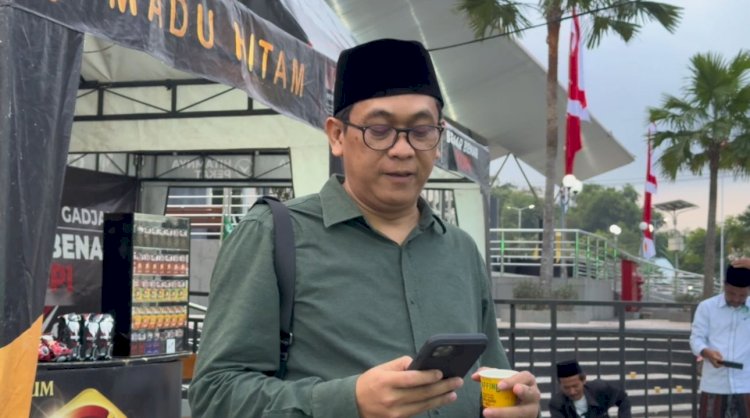 Poto - Fauzi Priambodo