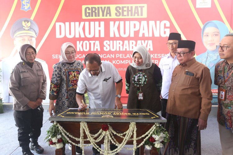 Teks foto: Armuji meresmikan “Griya Sehat”/ist