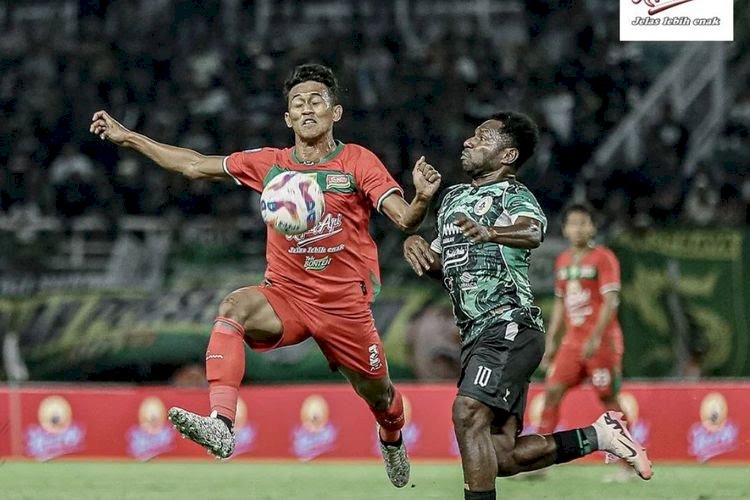 Persebaya vs PSS Sleman di laga pekan pertama Liga 1 2024-2025 di Stadion Gelora Bung Tomo, Surabaya, Minggu (11/8)/@officialpersebaya