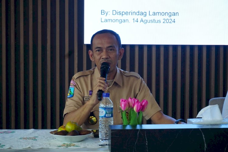 Kadis Perindustrian dan Perdagangan Kabupaten Lamongan, Anang Taufik saat memaparkan soal hilirisasi industri Lamongan/Ist