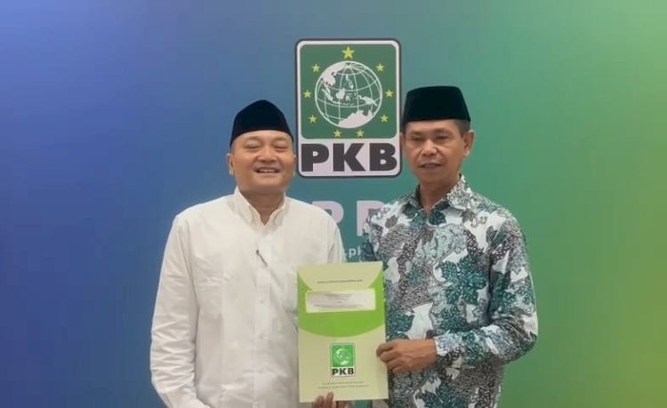 Paslon Cabup-Cawabup, Ali Makki-Ali Ruchi memamerkan Form B 1 KWK dari DPP PKB/ist