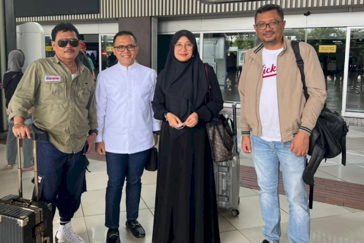 Ketua DPD Golkar Banyuwangi, Ruliyono bersama Azwar Anas, Ipuk Fiestiandani dan Ketua DPC PDIP I Made Cahyana Negara/ist