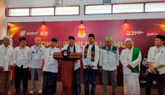 Paslon berjuluk Ali-Ali konferensi pers usai berkas pendaftarannya diterima KPU Banyuwangi/RMOLJatim 