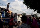 Warga Desa Banjardowo Kabuh Jombang Demo Tuntut Kades Turun