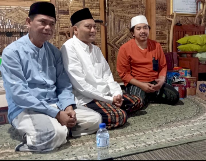 Ali Makki Zaini-Ali Ruchi bersama KHR Muhammad Kholil As'ad di Ponpes Wali Songo Situbondo/ist