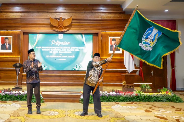 Pj Gubernur Jatim Adhy Karyono melepas kafilah MTQ asal Jatim/Ist