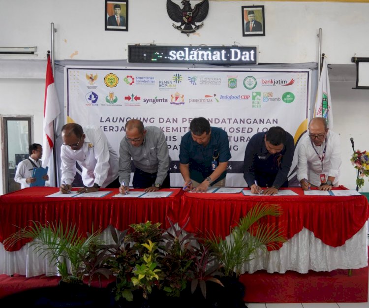 Penandatanganan MoU Bank Jatim dan Kemenko Perekonomian/Ist