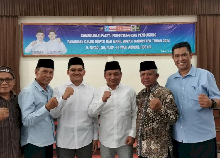 Bakal calon Bupati- Wakil Bupati Tuban, Riyadi- Wafi bersama tokoh masyarakat pendukung