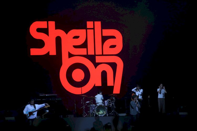 Bank bjb Luncurkan Kartu ATM Edisi Sheila on 7 / Istimewa