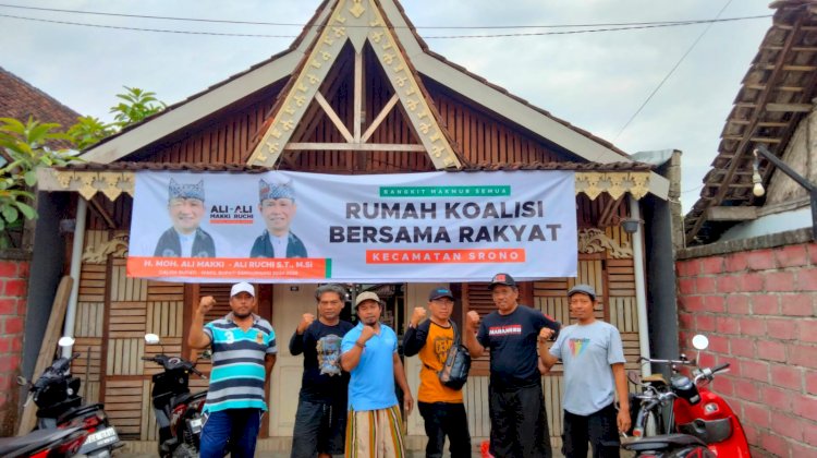 Relawan Paslon Ali-Ali Desa Kebaman gotong royong mempersiapkan Rumah Koalisi Bersama Rakyat/RMOLJatim