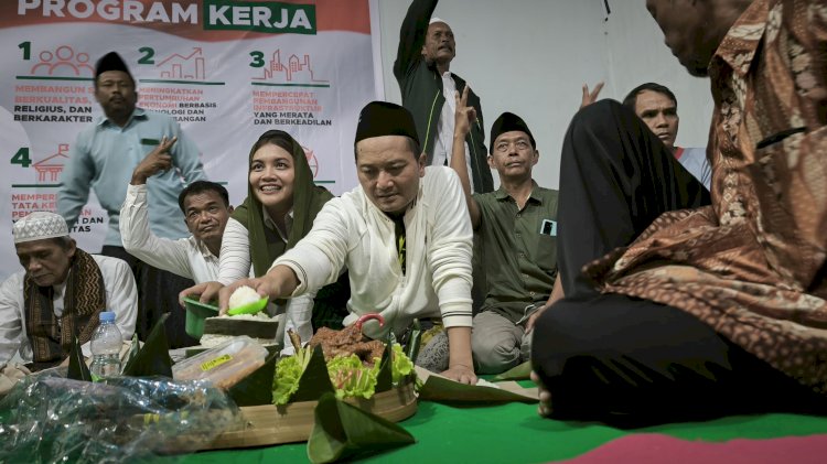 Cabup nomor urut 2, Gus Ali Makki meresmikan Rumah Koalisi Bersama Rakyat Kedungrejo, Kecamatan Muncar Banyuwangi/ist