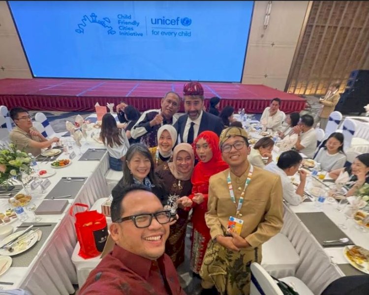 2 Anak Surabaya di forum internasional/ist