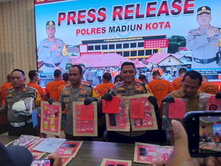 Konferensi pers pengungkapan kasus narkoba di Polres Madiun Kota/RMOLJatim