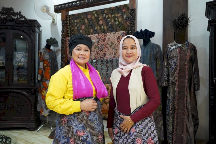 Luluk Nur Hamidah saat mengunjungi Kampung Batik di Bangkalan/Ist