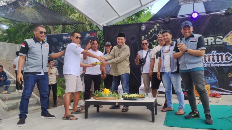 Calon Bupati Banyuwangi nomor urut 2, Gus Ali Makki menghadiri HUT ke 4 EigNine Civic/ist