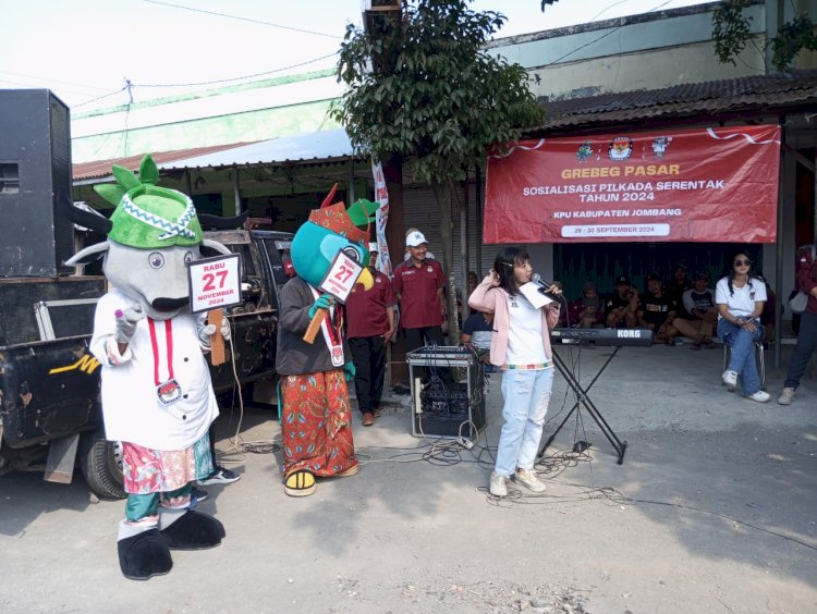KPU Jombang gerebeg pasar sosialisasikan Pilkada serentak 2024/Ist