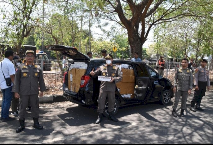 Pemkot Surabaya dengan Bea Cukai menggagalkan penyelundupan 1,4 Juta Batang Rokok Ilegal/ist